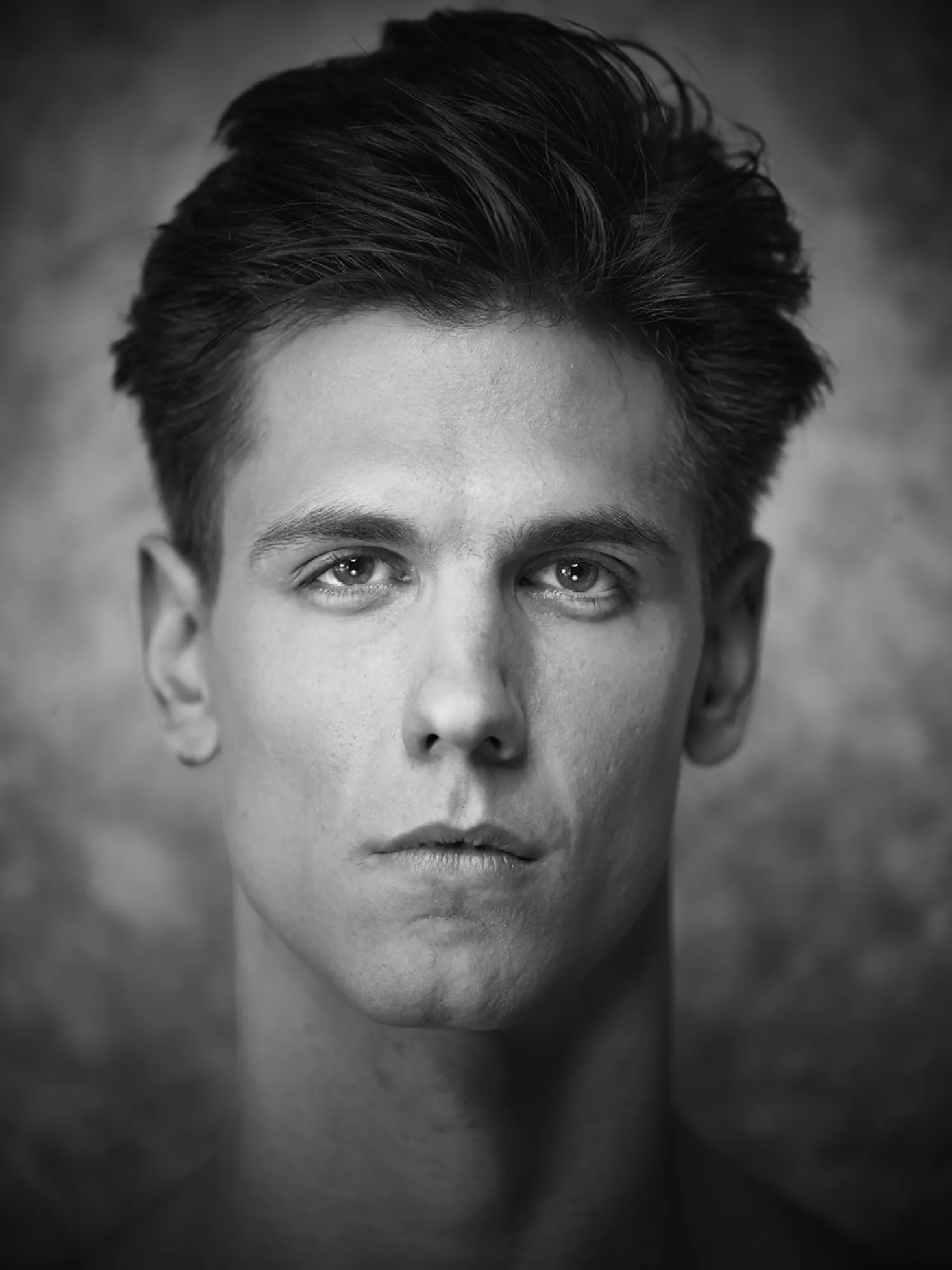 compressed_2000_Luka Dimic web-1.jpg